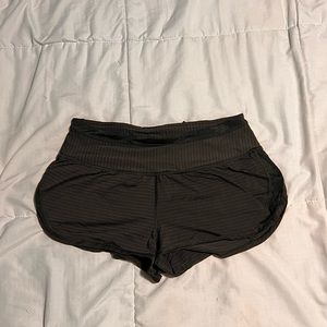 Lulu lemon athletica size 4 shorts, comfortable and stretchy